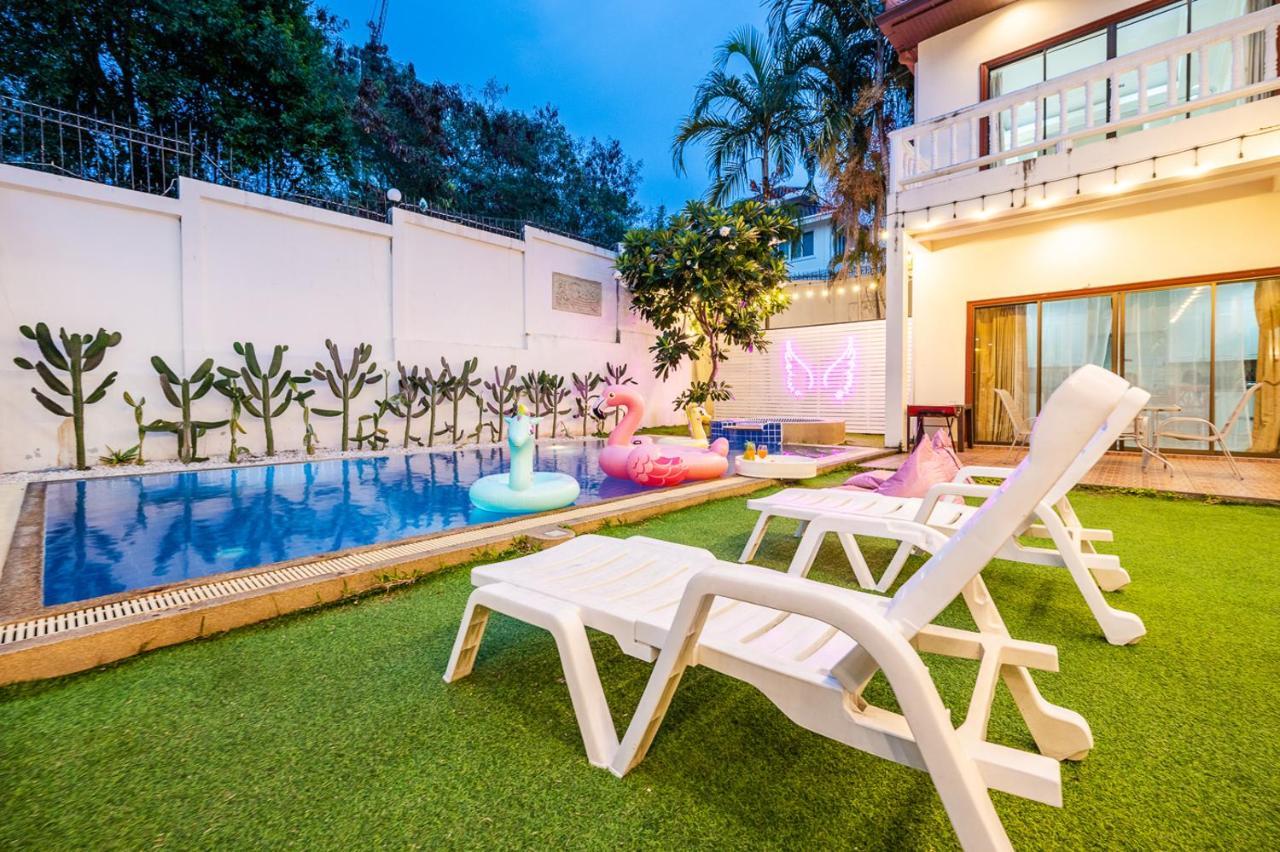 Fairy Hill Pool Villa Pattaya ภายนอก รูปภาพ